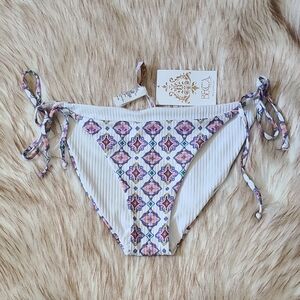 NWT BECCA By Rebecca Virtue Reversible Printed Tie Side Bottom Size M